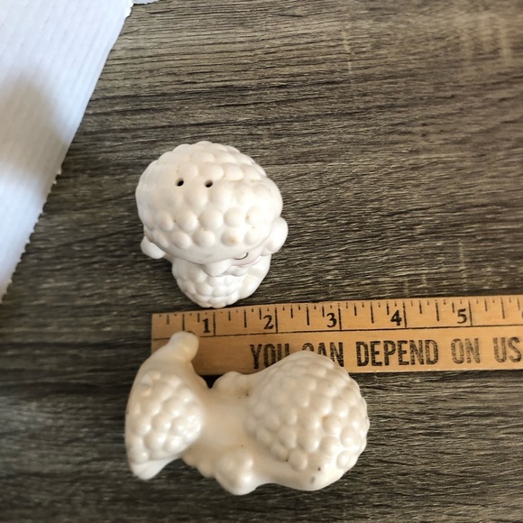 Vtg Poodle Salt and Pepper Shakers - Picture 8 of 12